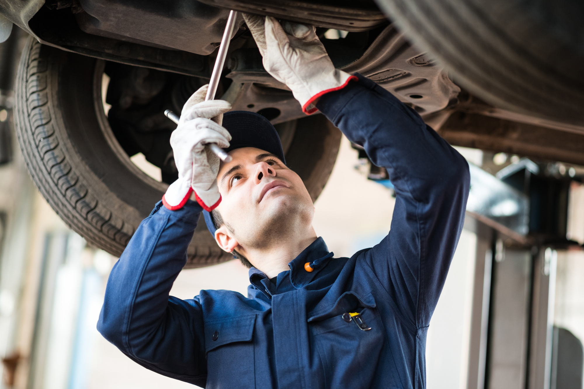 How to Find a Reliable Mechanic Shop for Your Chevrolet Car Repair