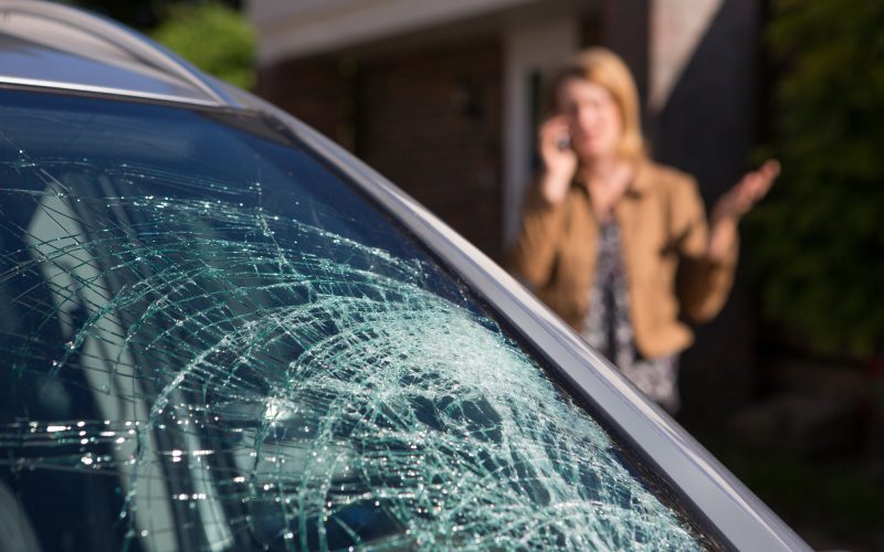 driving with a cracked windshield