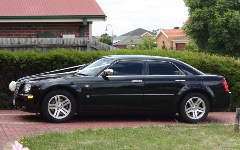 2019 Chrysler 300 with bow