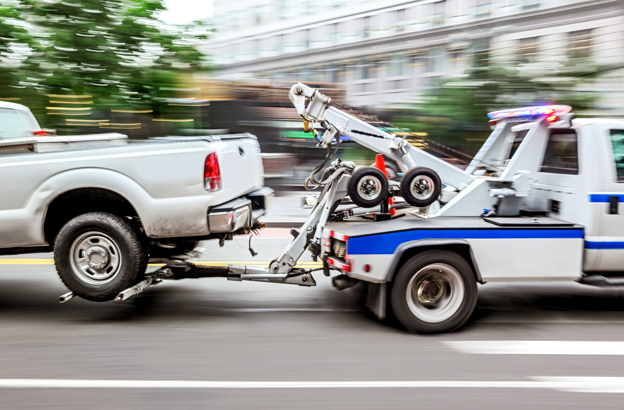 A Guide to Different Types of Tow Trucks and When to Use Them - Car